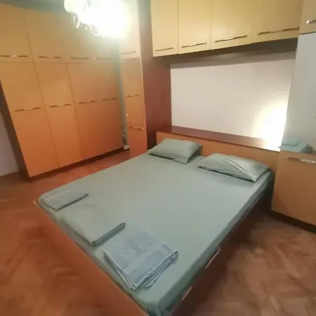 Daire J Family Budget Vidin
